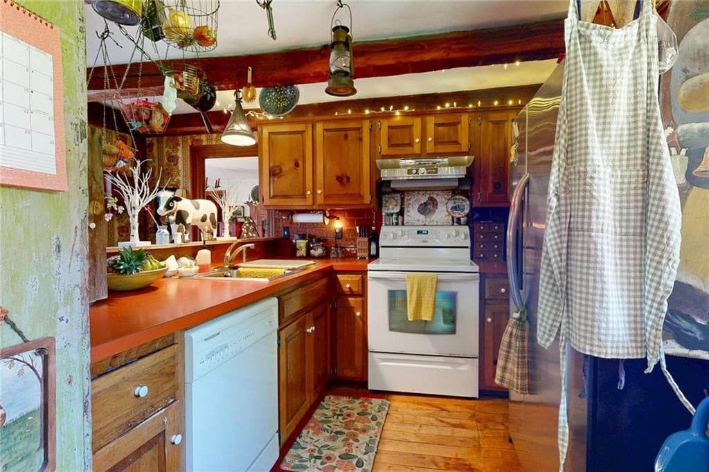 1503 Putnam Pike photo 24
