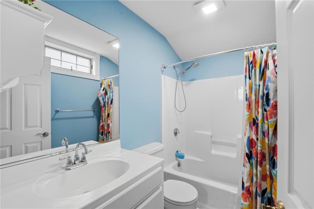 112 West Willow Lane photo 40