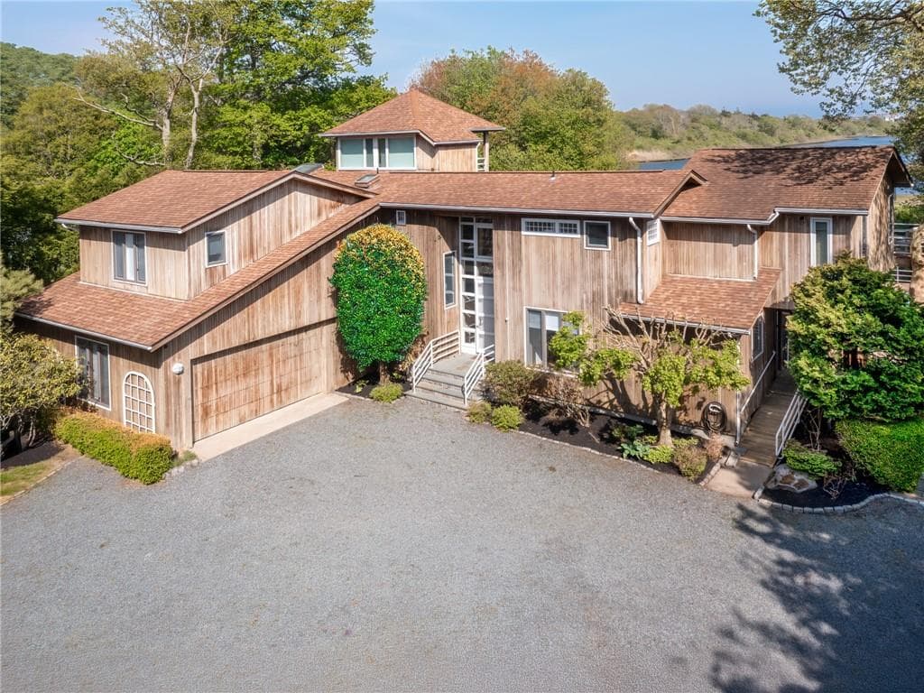 275 Boston Neck Road