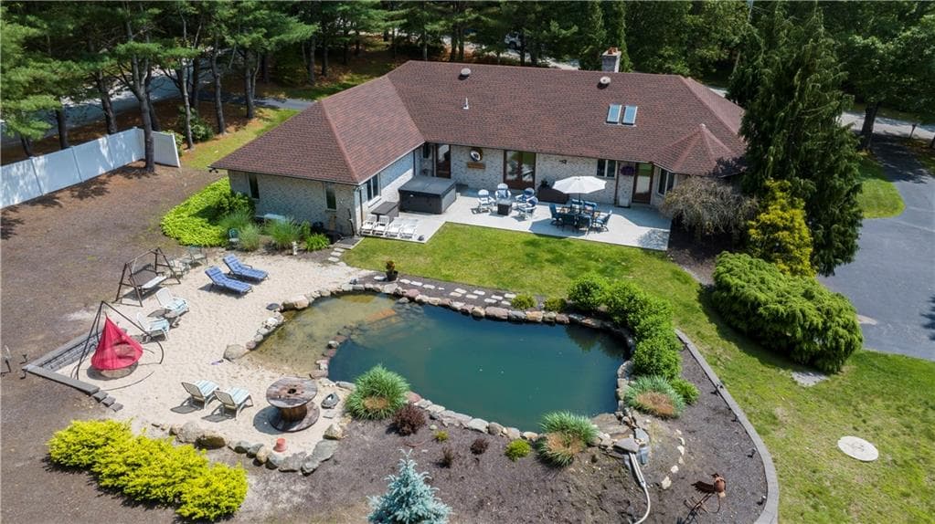 140 White Birch Circle photo 5