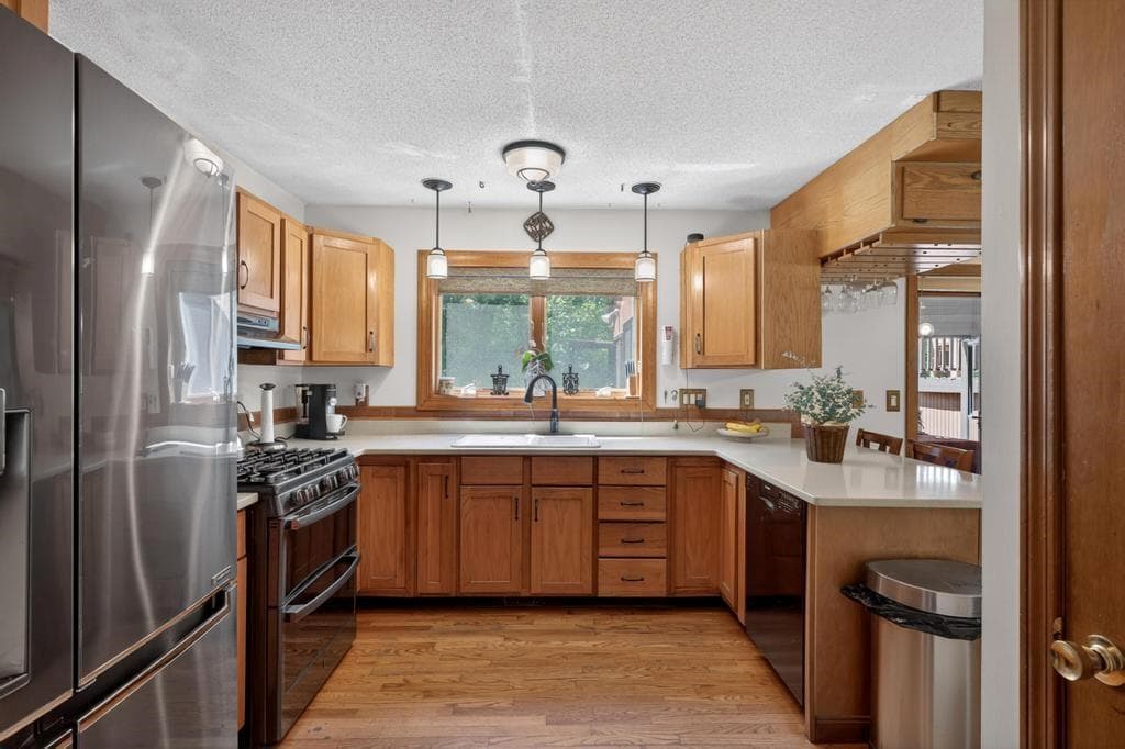 190 Stoney Hollow Road photo 16