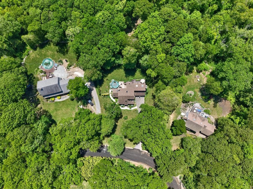 190 Stoney Hollow Road photo 5