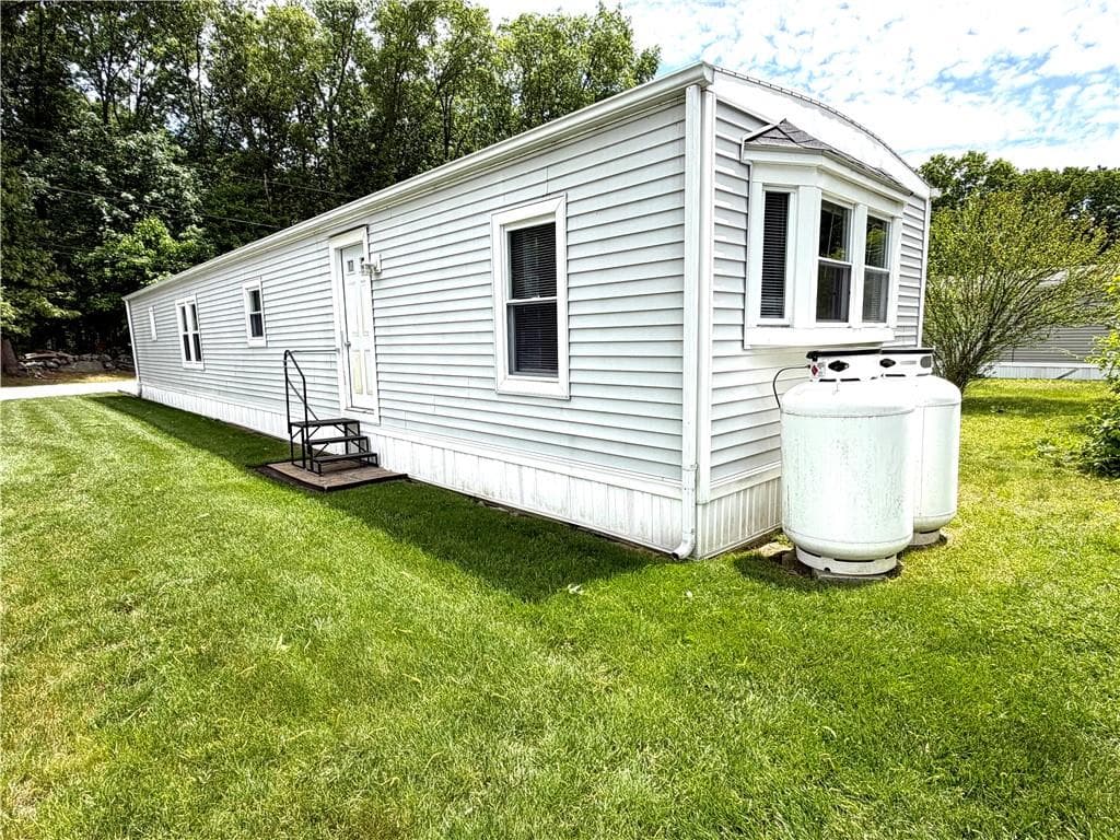 27 Woodward Lot 14 Road photo 2