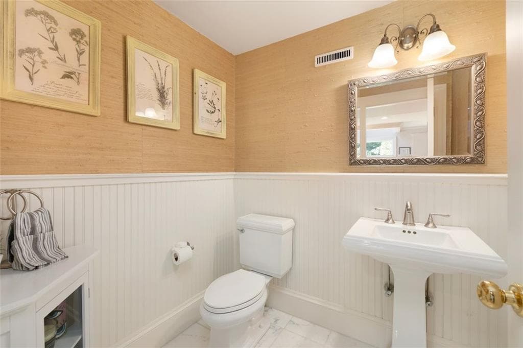 30 Angell Court photo 14