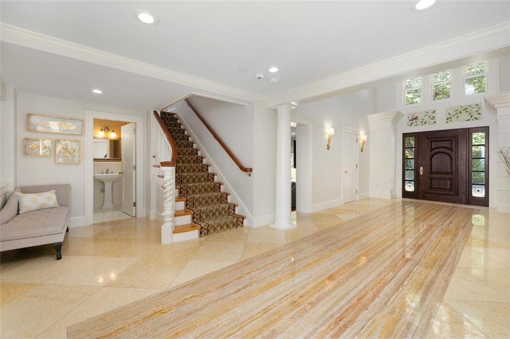 30 Angell Court photo 15