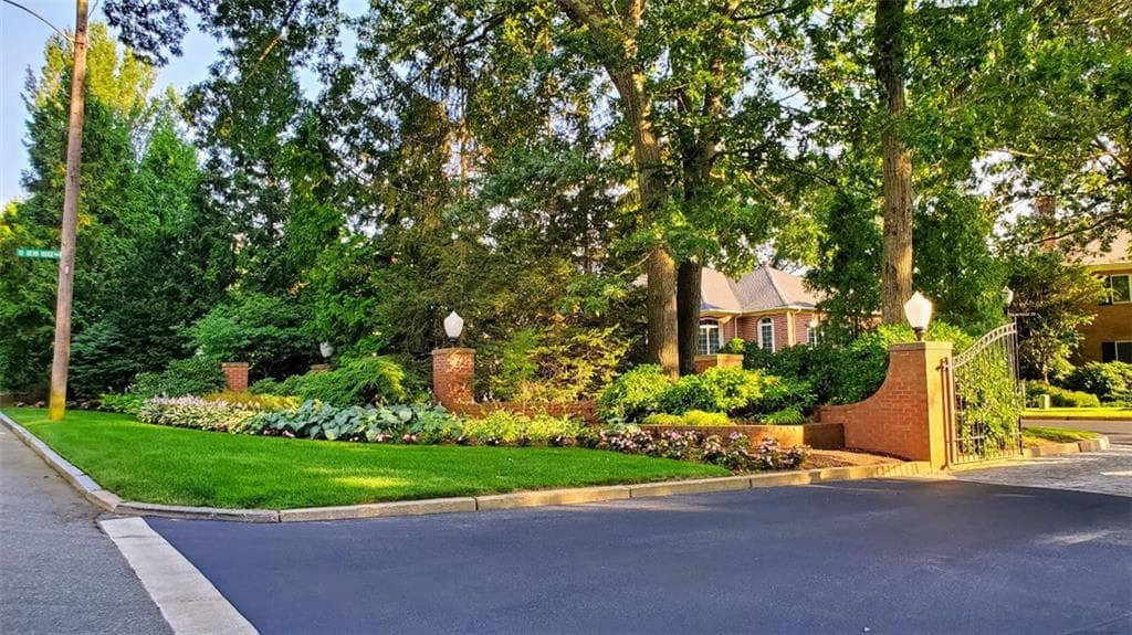 7 Oak Tree Lane photo 31