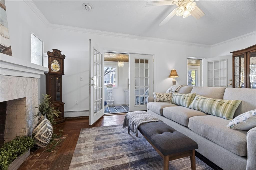 16 Courtway Street photo 10