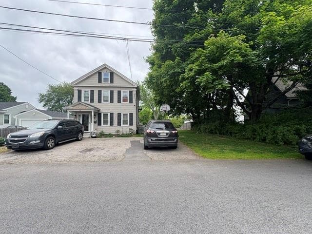 Single Family Residence at 74 Allen Avenue, North Providence, photo 12 of 28
