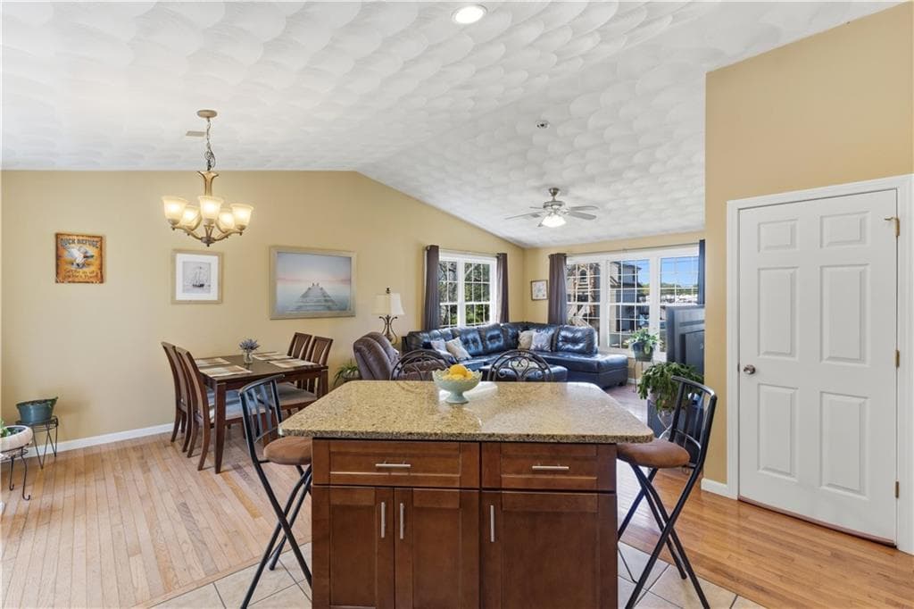 48 Harris Avenue photo 7
