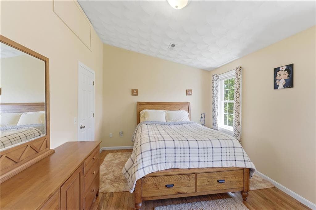 48 Harris Avenue photo 14