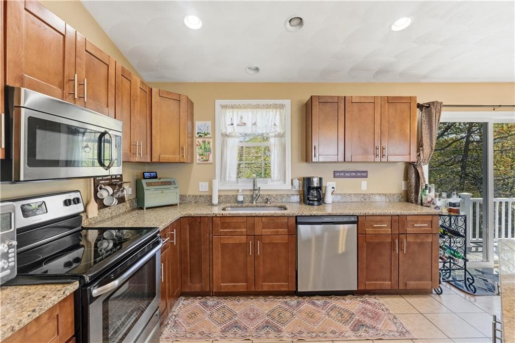 48 Harris Avenue photo 11