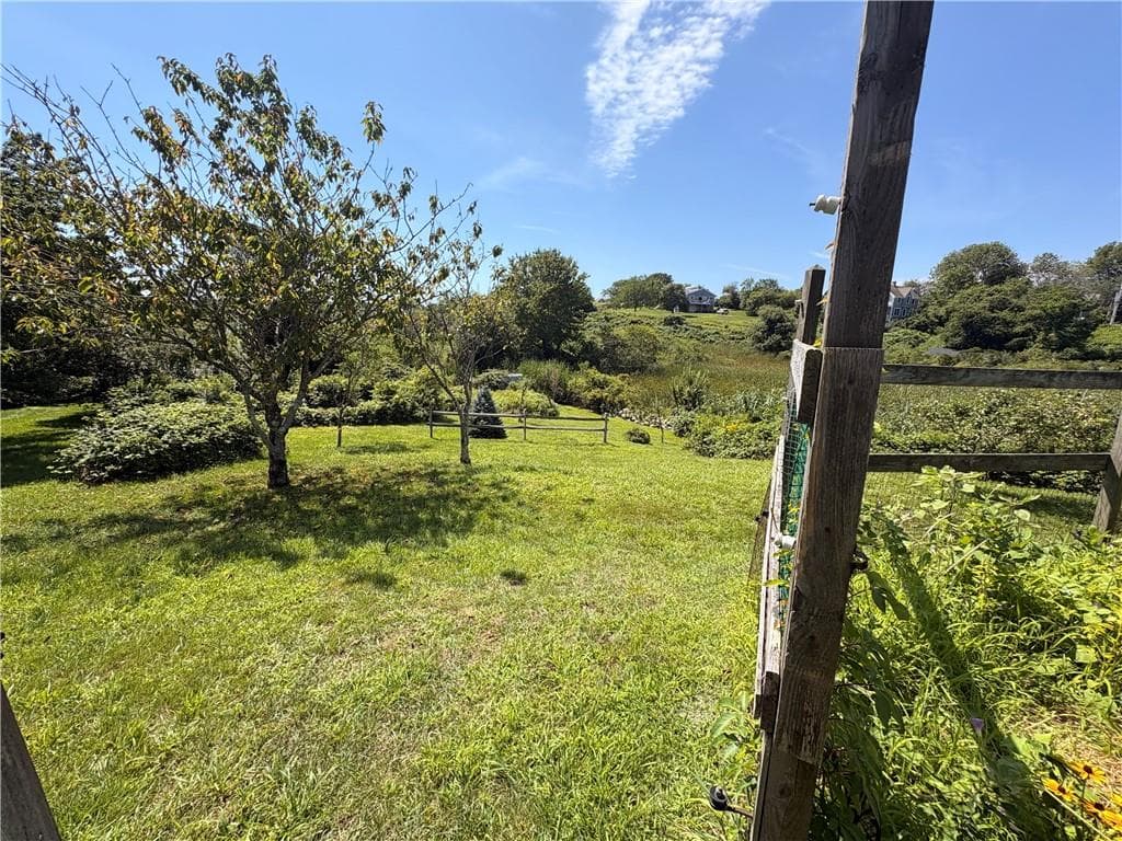 Single Family Residence at 838 Center Road, Block Island, photo 31 of 35