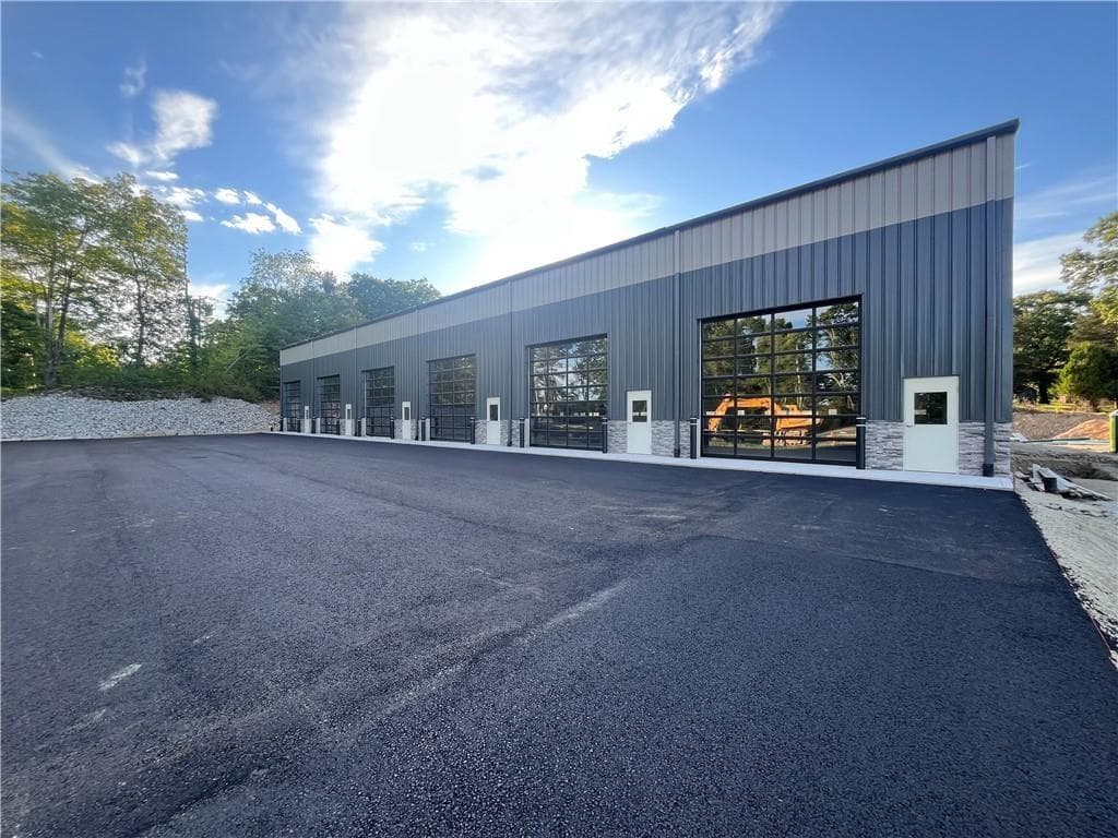Commercial,Commercial Sale at 150 George Washington Highway UNIT 3, Smithfield, photo 3 of 8