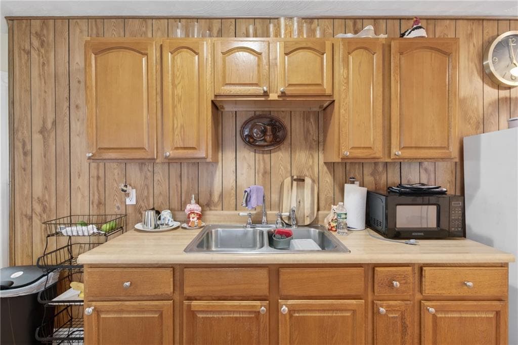 142 Richard Street photo 29