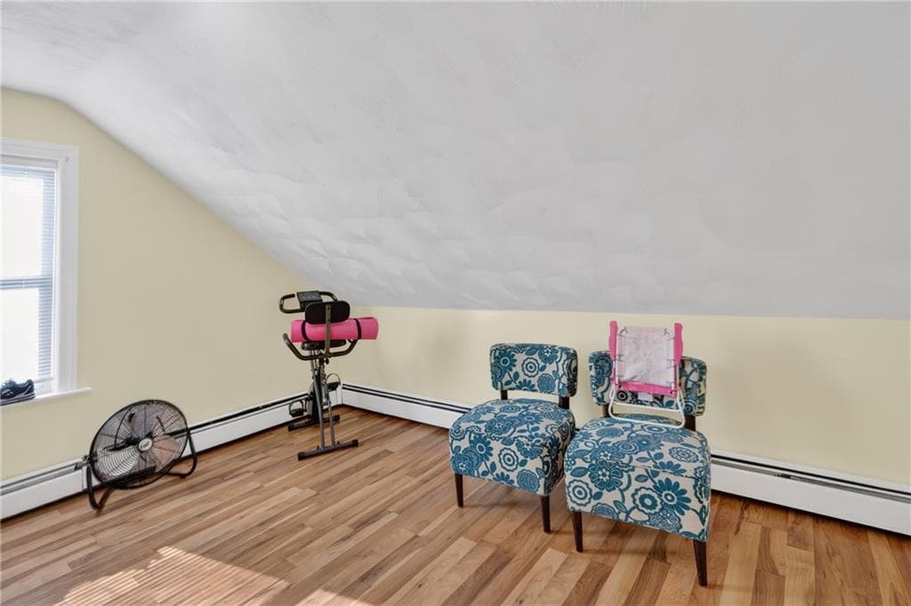 142 Richard Street photo 21