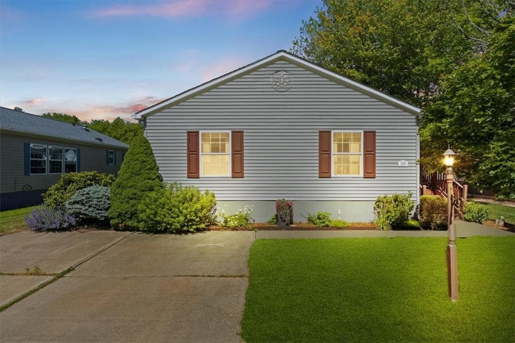 59 Robin Drive photo 3
