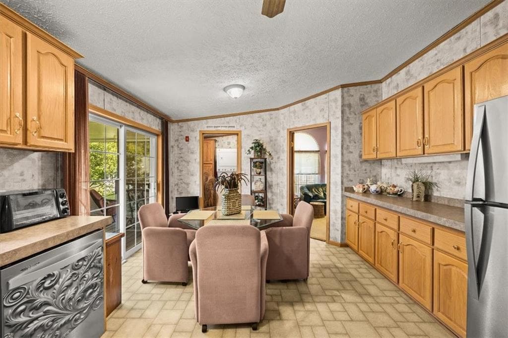 59 Robin Drive photo 18