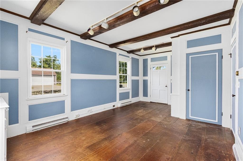 Single Family Residence at 0 Glen Meade Drive, Portsmouth, photo 23 of 49