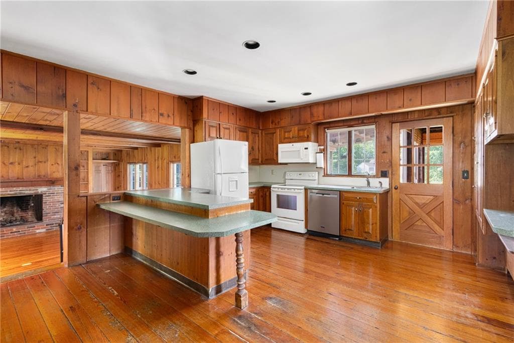 Single Family Residence at 0 Glen Meade Drive, Portsmouth, photo 12 of 49