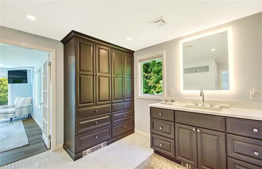 251 Succotash Road photo 36