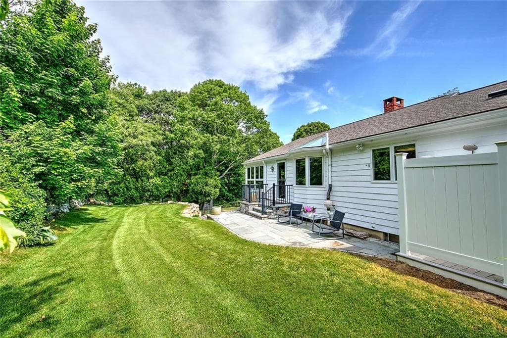 251 Succotash Road photo 8