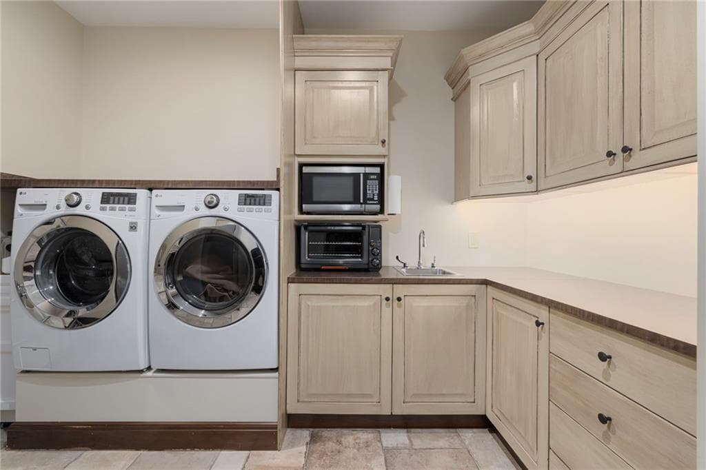 19 Blacksburt Court photo 35