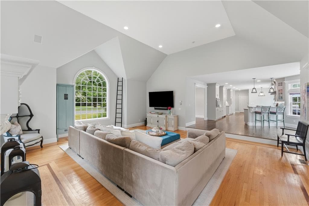 Single Family Residence at 198 Poppasquash Road, Bristol, photo 27 of 48