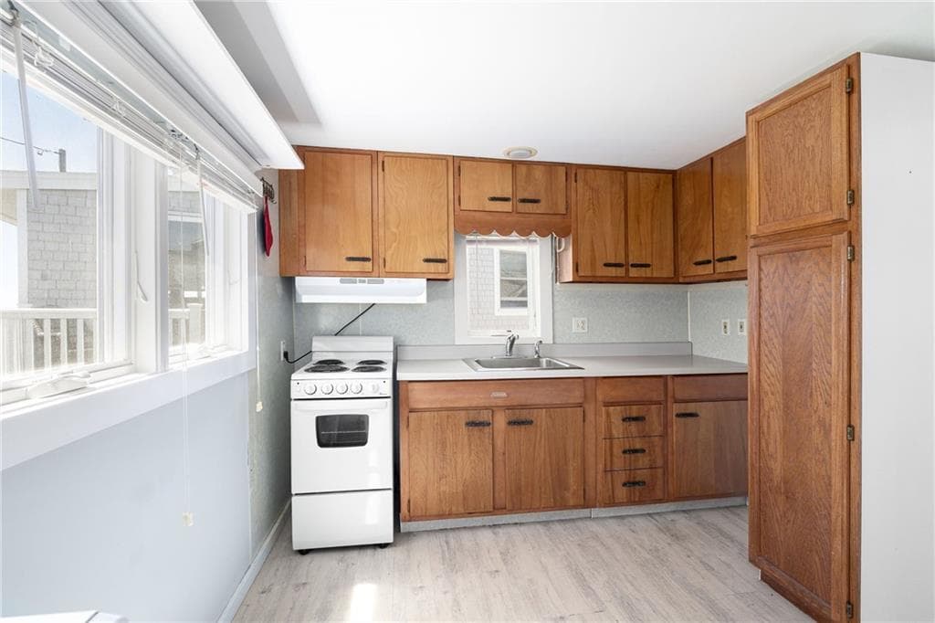 Single Family Residence at 11 Woodruff Street, Narragansett, photo 14 of 34