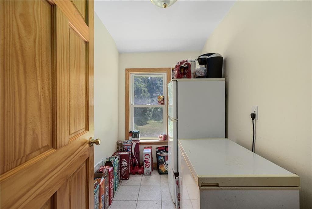 Single Family Residence at 540 Switch Road, Richmond, photo 25 of 50