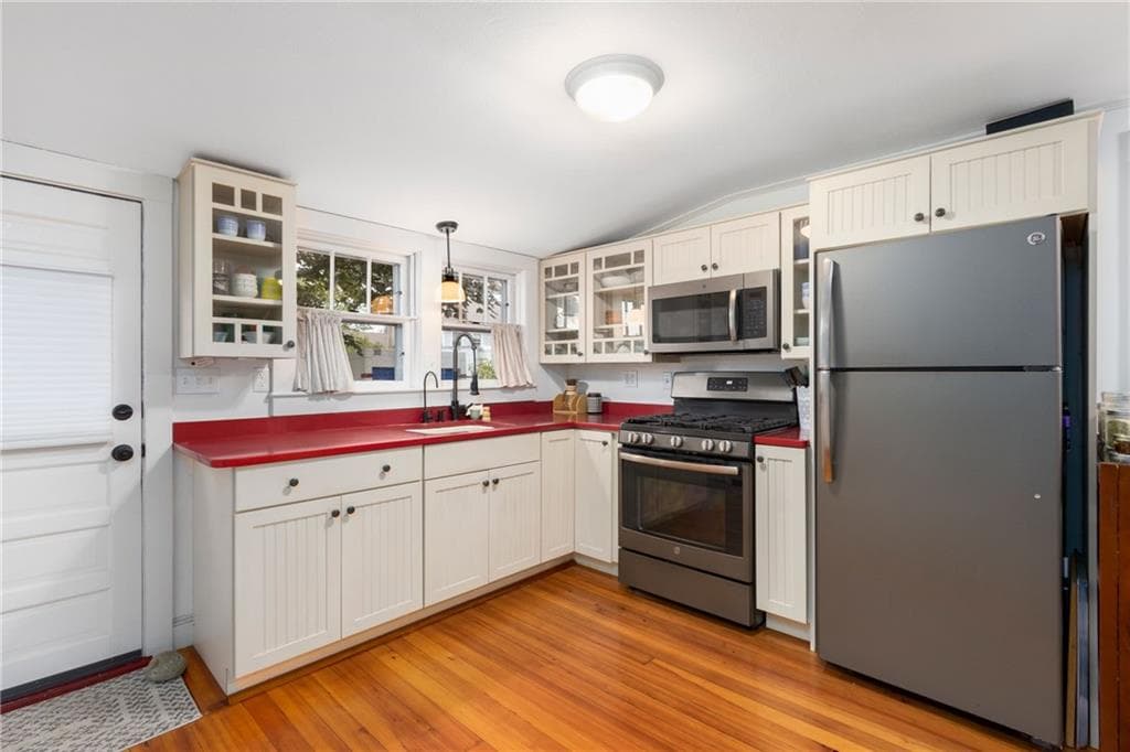 65 King Phillip Street photo 12