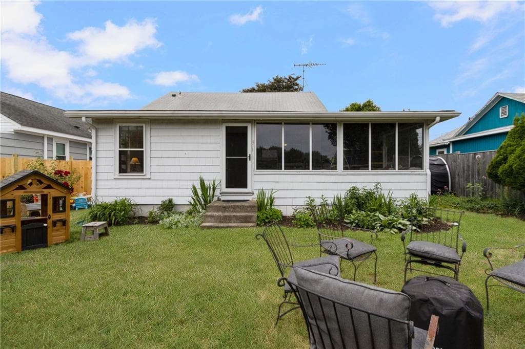 65 King Phillip Street photo 32