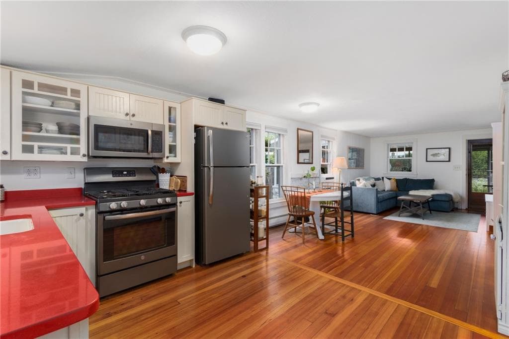 65 King Phillip Street photo 14