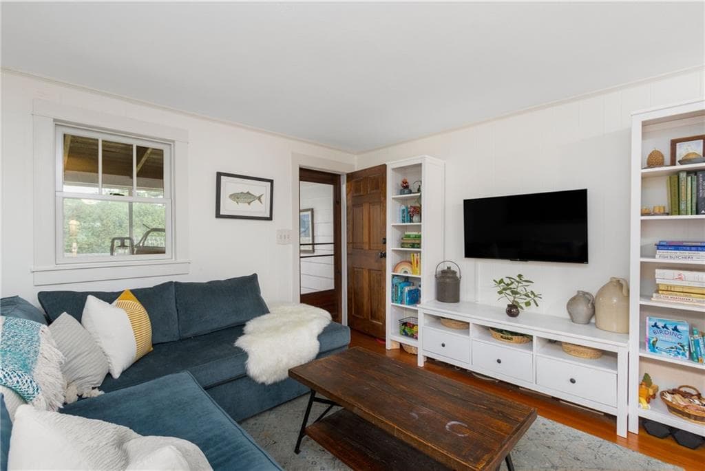 65 King Phillip Street photo 18