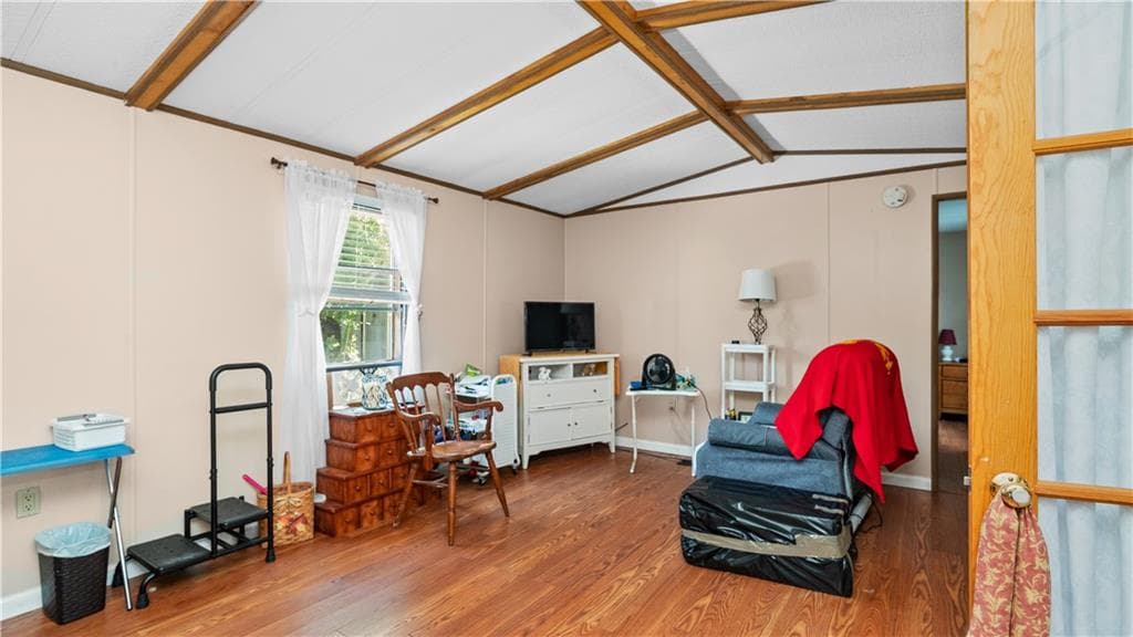 Single Family Residence at 465 57 Gardiner Road, Richmond, photo 16 of 23