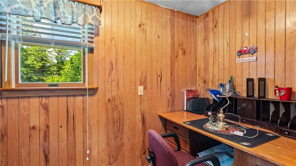 Single Family Residence at 465 57 Gardiner Road, Richmond, photo 20 of 23
