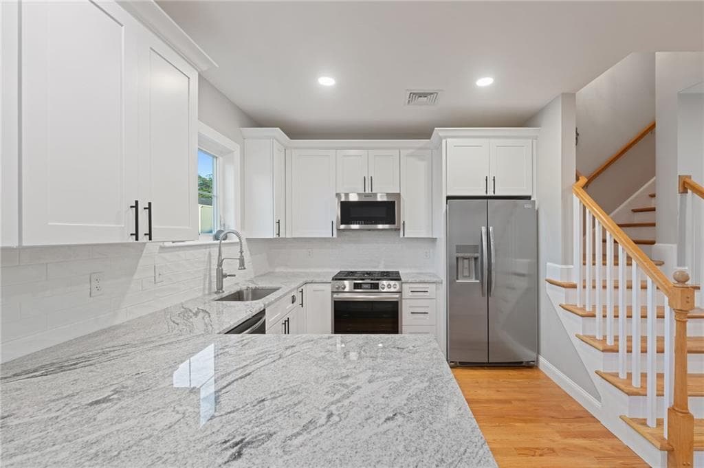 Condominium at 1 Old County Village Way UNIT E, Smithfield, photo 3 of 42