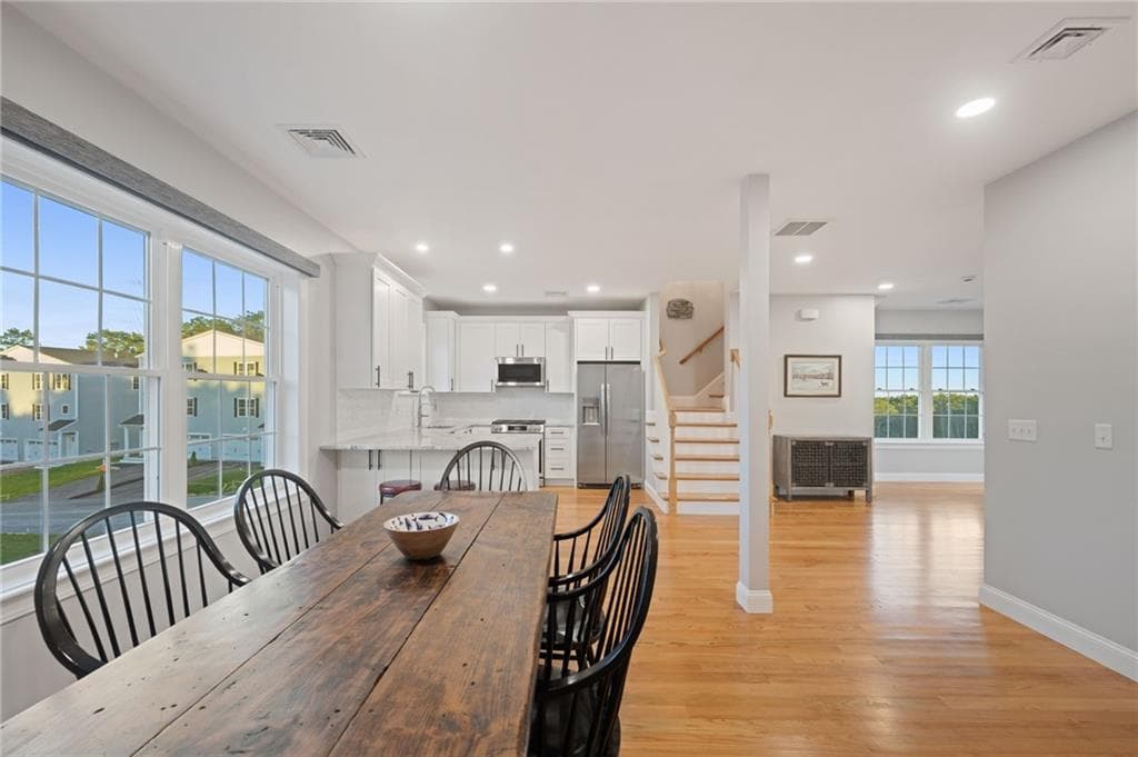 1 Old County Village Way UNIT E
