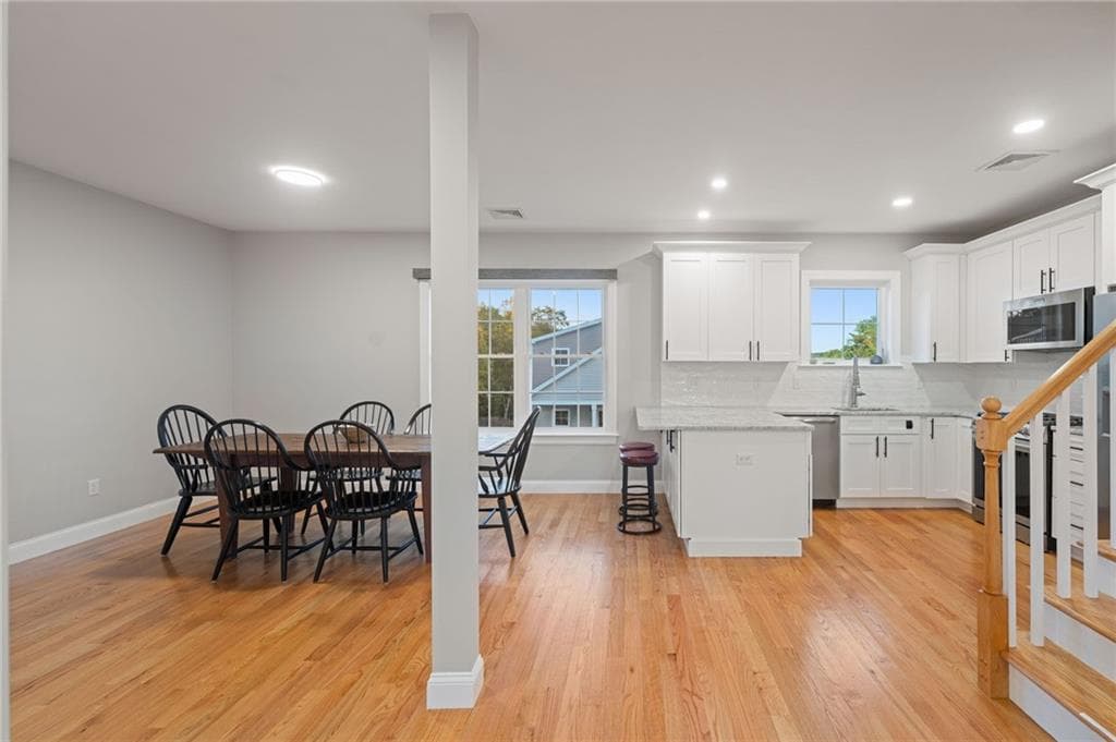 Condominium at 1 Old County Village Way UNIT E, Smithfield, photo 5 of 42