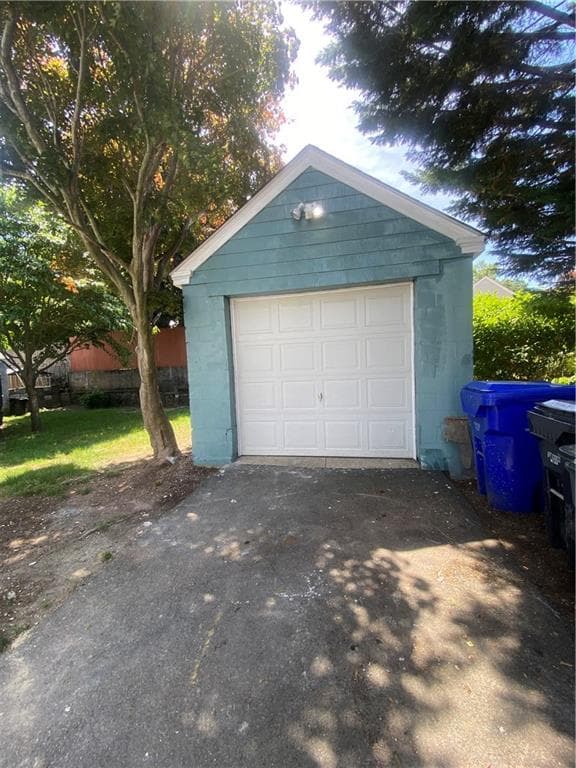 Single Family Residence at 40 AMHERT Avenue, Pawtucket, photo 5 of 26