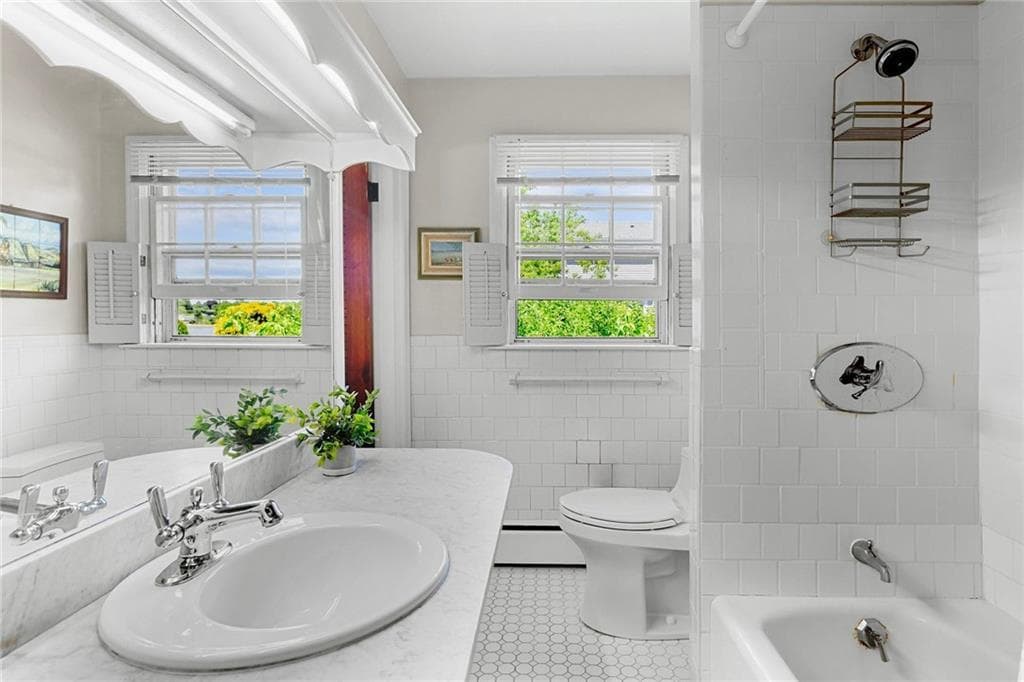 172 Eustis Avenue photo 36