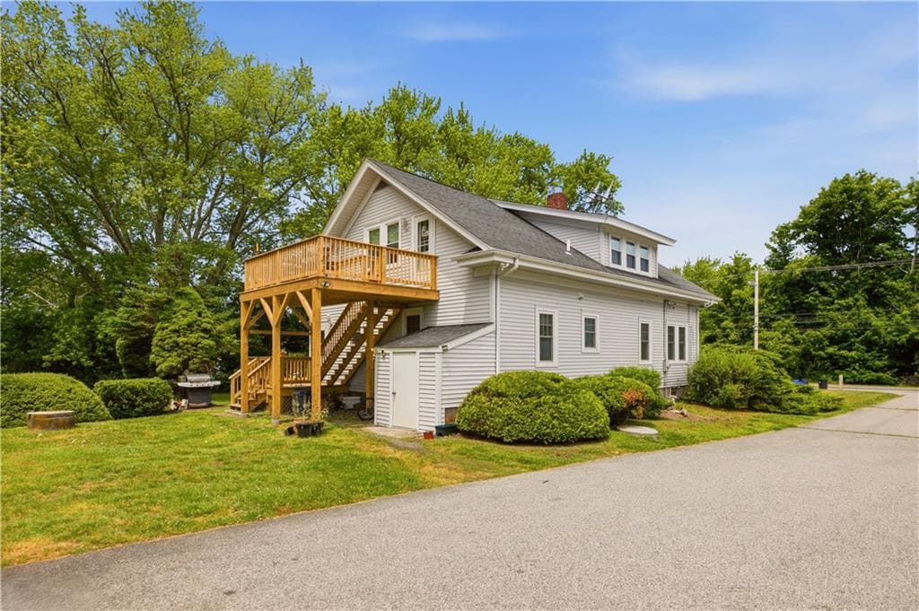 Multi Family at 21 East Road, Tiverton, photo 6 of 39