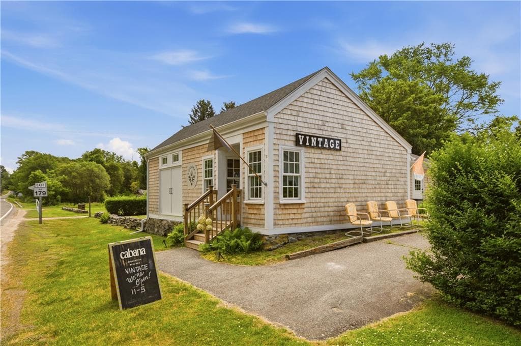 Multi Family at 21 East Road, Tiverton, photo 17 of 39