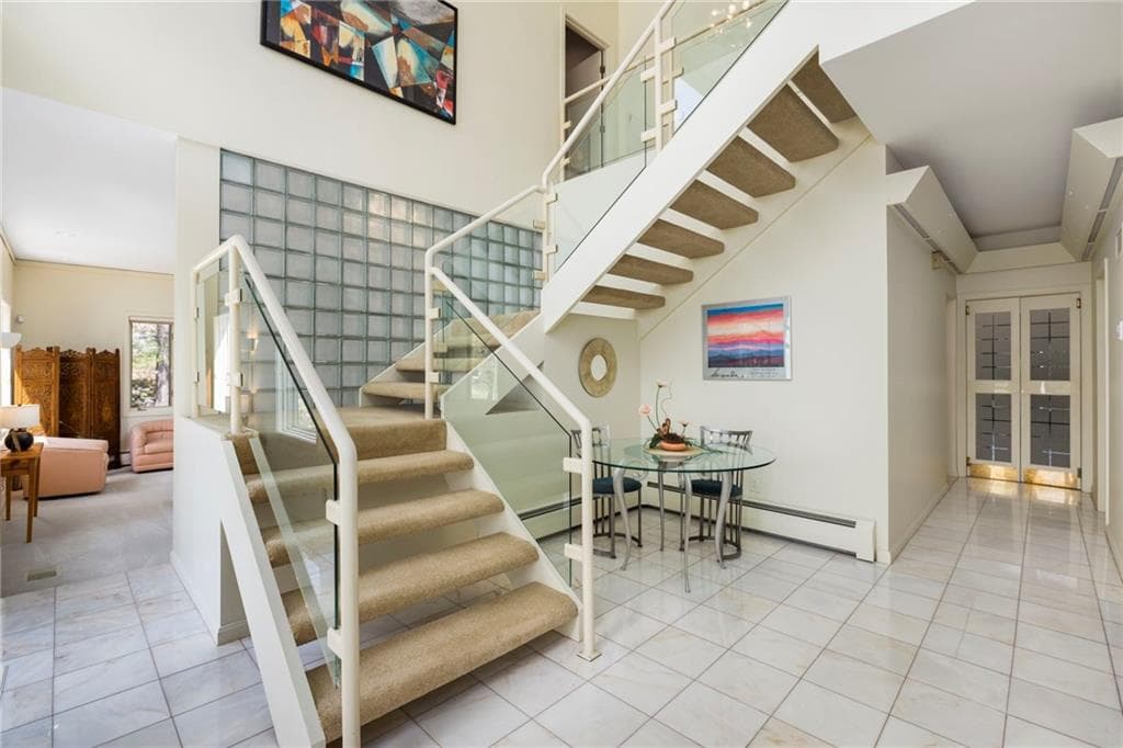 29 Dennell Drive photo 2