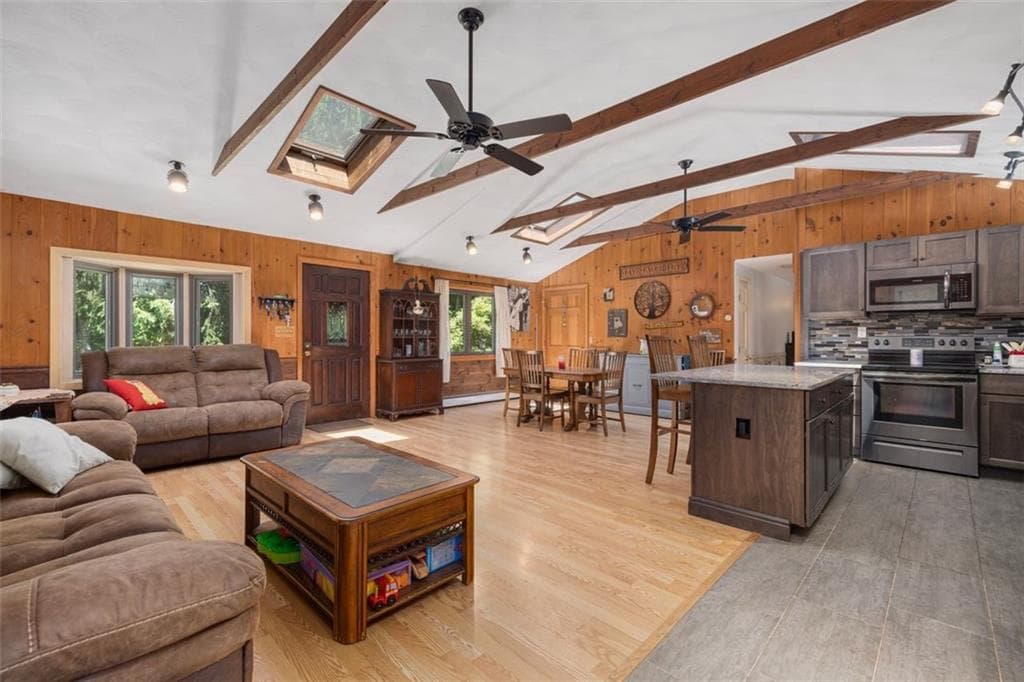456 Rockland Road photo 19
