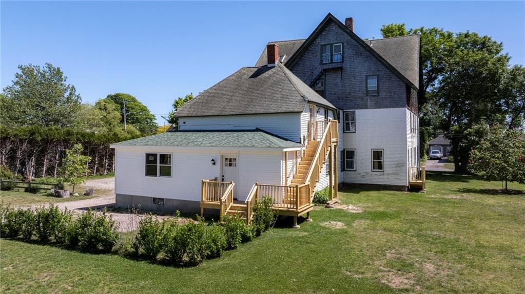 Multi Family at 28 Park Avenue, South Kingstown, photo 6 of 37