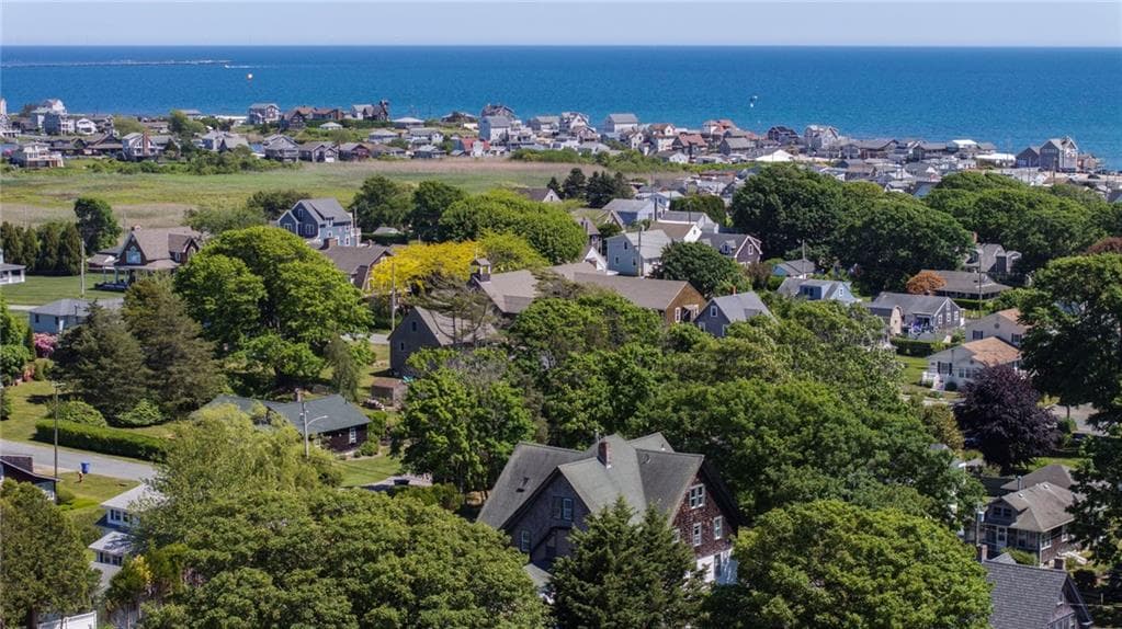 Multi Family at 28 Park Avenue, South Kingstown, photo 12 of 37