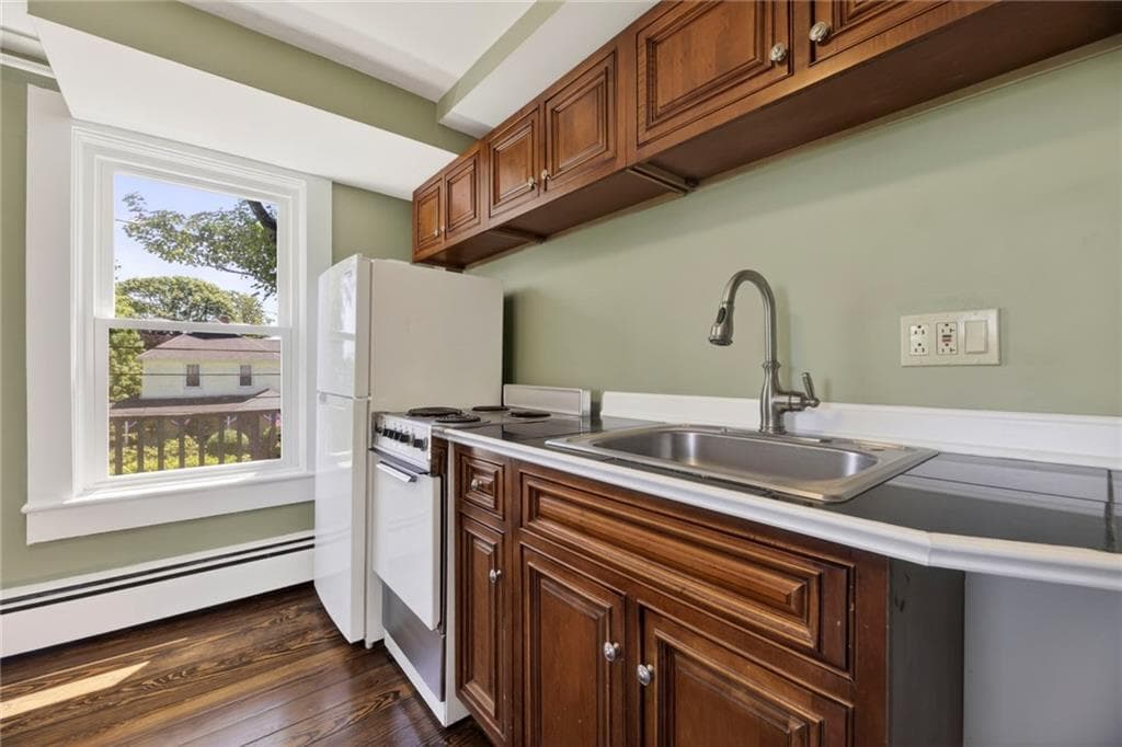 Multi Family at 28 Park Avenue, South Kingstown, photo 25 of 37