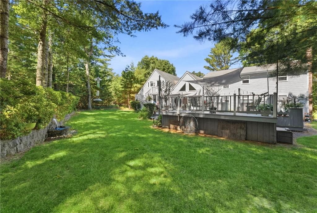 34 Crestwood Lane photo 14