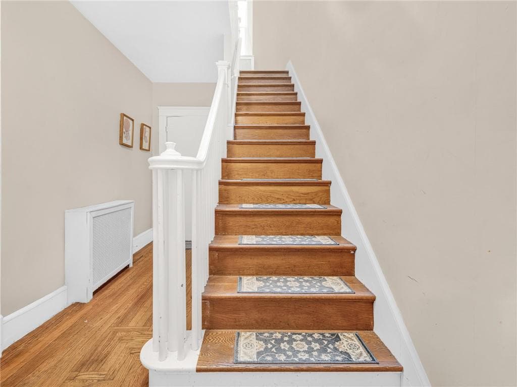 440 Broadway photo 25