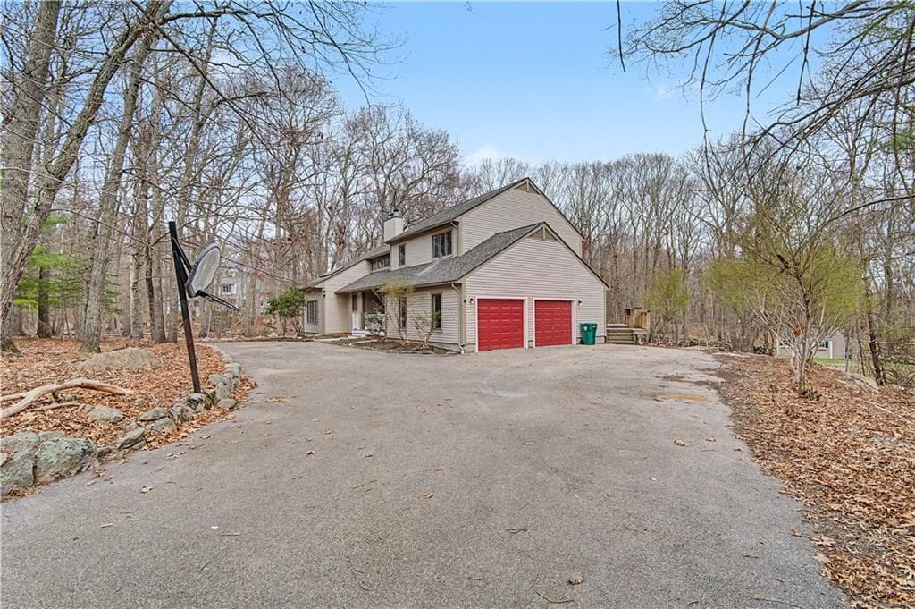 26 Trout Brook Lane photo 3